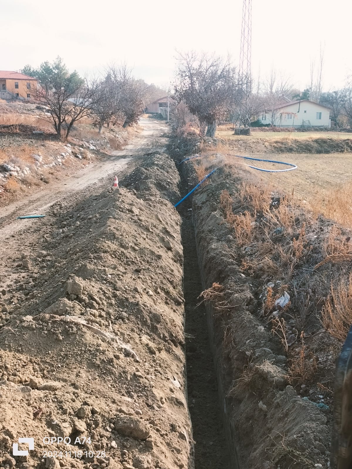 Kemer - Elmacık Köyü'nde 1000 mt içmesuyu terfi hattı yenileme çalışmamız tamamlandı. 