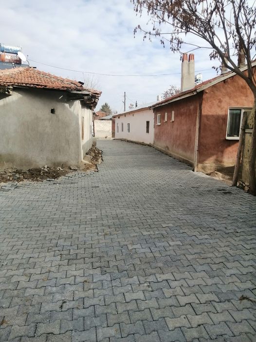 Merkez - Düğer Köyü’nde 1500 metrekare kilit parke taşı çalışmamız tamamlandı. 